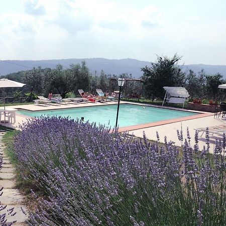 Borgo Rapale Villa Luaran gambar