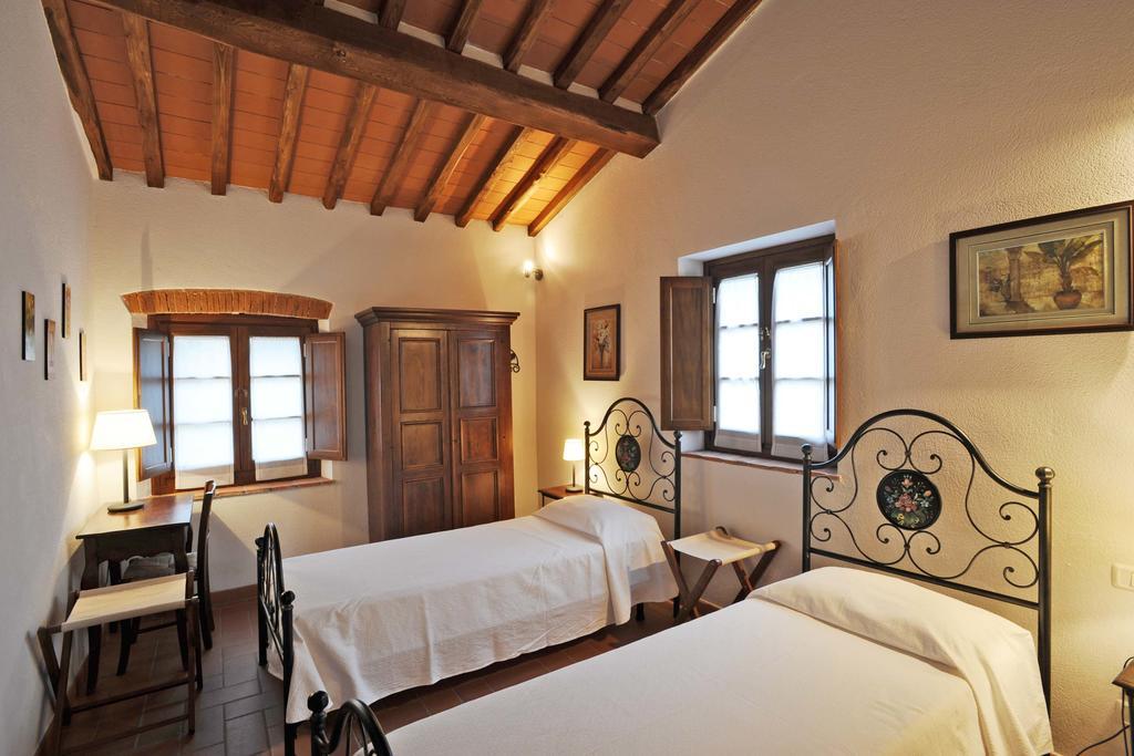 Borgo Rapale Villa Luaran gambar