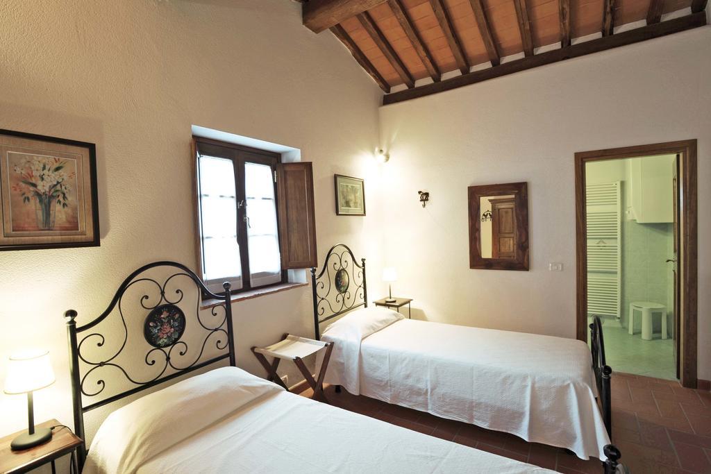Borgo Rapale Villa Luaran gambar