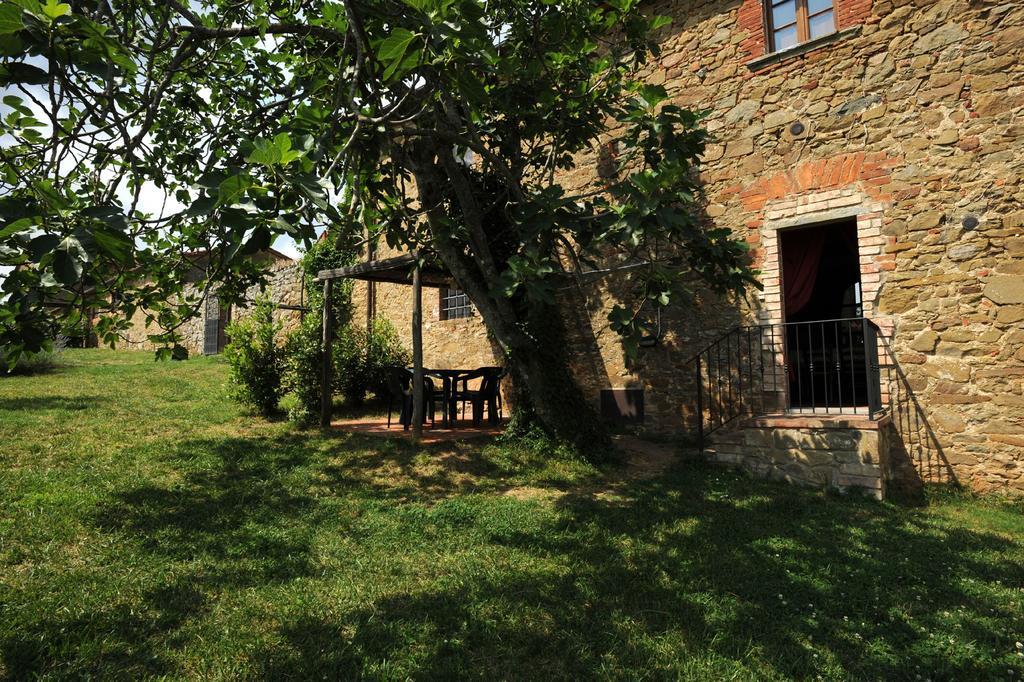 Borgo Rapale Villa Luaran gambar