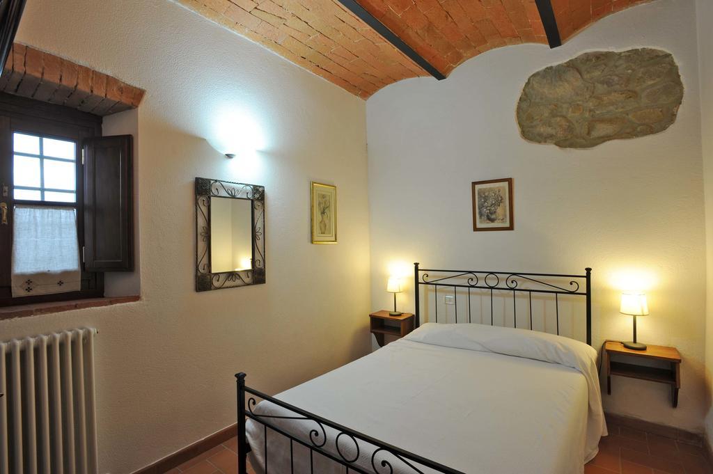 Borgo Rapale Villa Luaran gambar