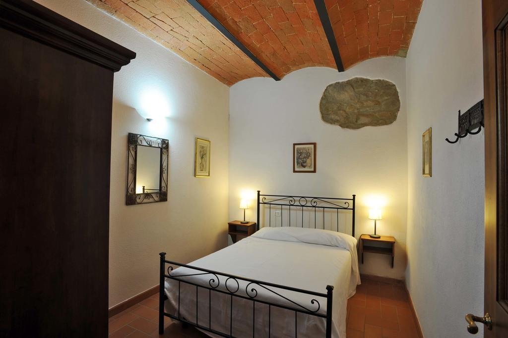 Borgo Rapale Villa Luaran gambar