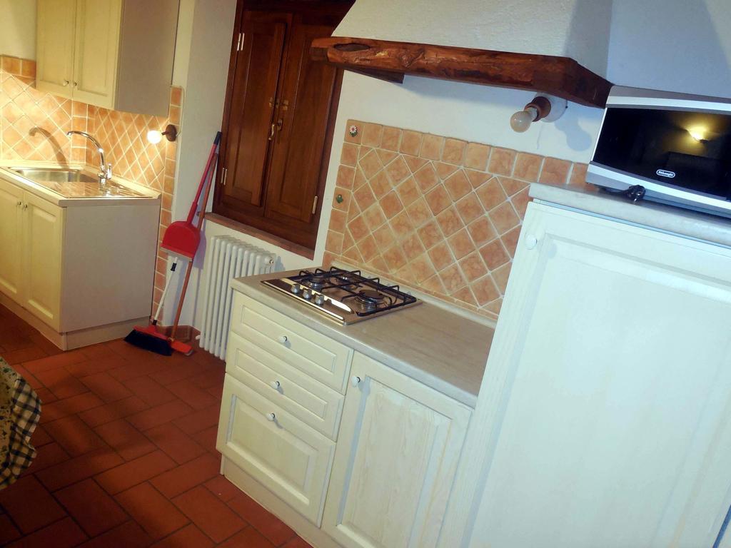 Borgo Rapale Villa Luaran gambar