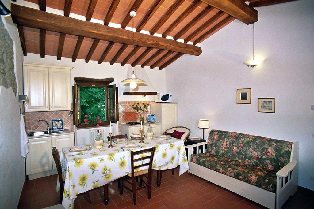 Borgo Rapale Villa Luaran gambar