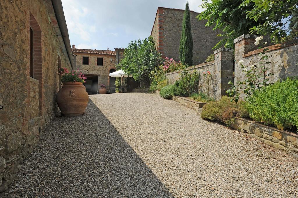 Borgo Rapale Villa Luaran gambar