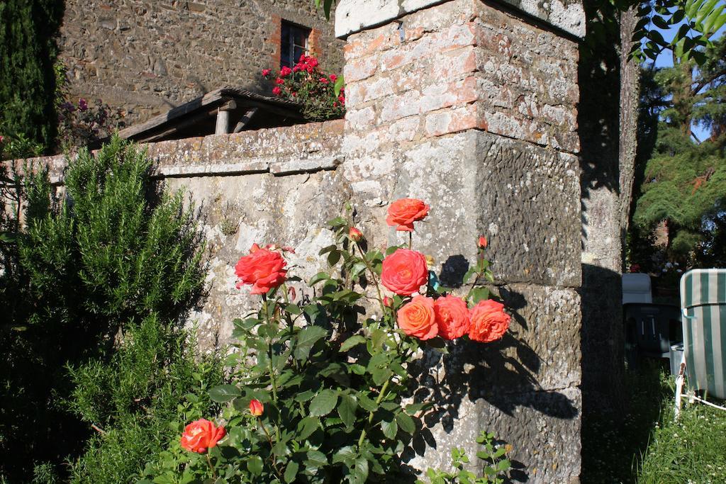 Borgo Rapale Villa Luaran gambar